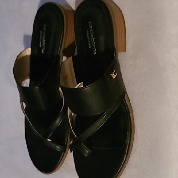 LIZ CLAIBORNE WOMEN'S BLACK DRESS SANDALS SIZE 7 - Picture 2 of 15